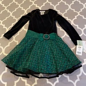 Girls size 5 holiday dress
